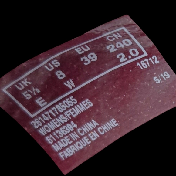 Clarks Cloudstepper Burgundy Penny Loafers. Size 8W US. LIKE NEW. - Picture 7 of 9